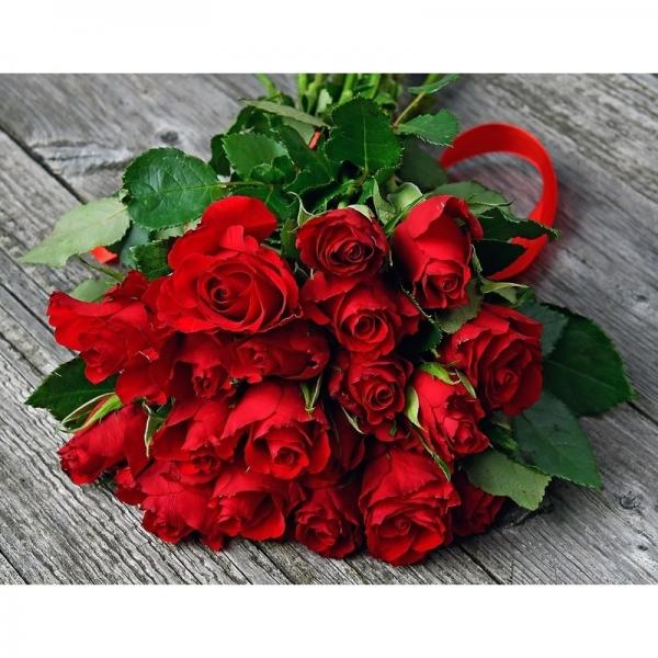 Red Roses Bouquet Arrangement